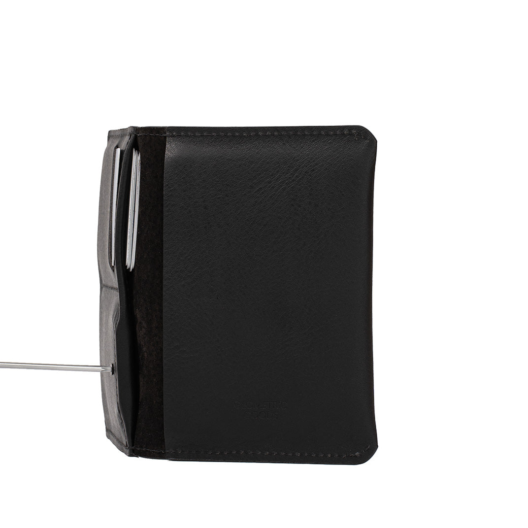 Leather AirTag Passport Holder 2.1 | RFID Blocking