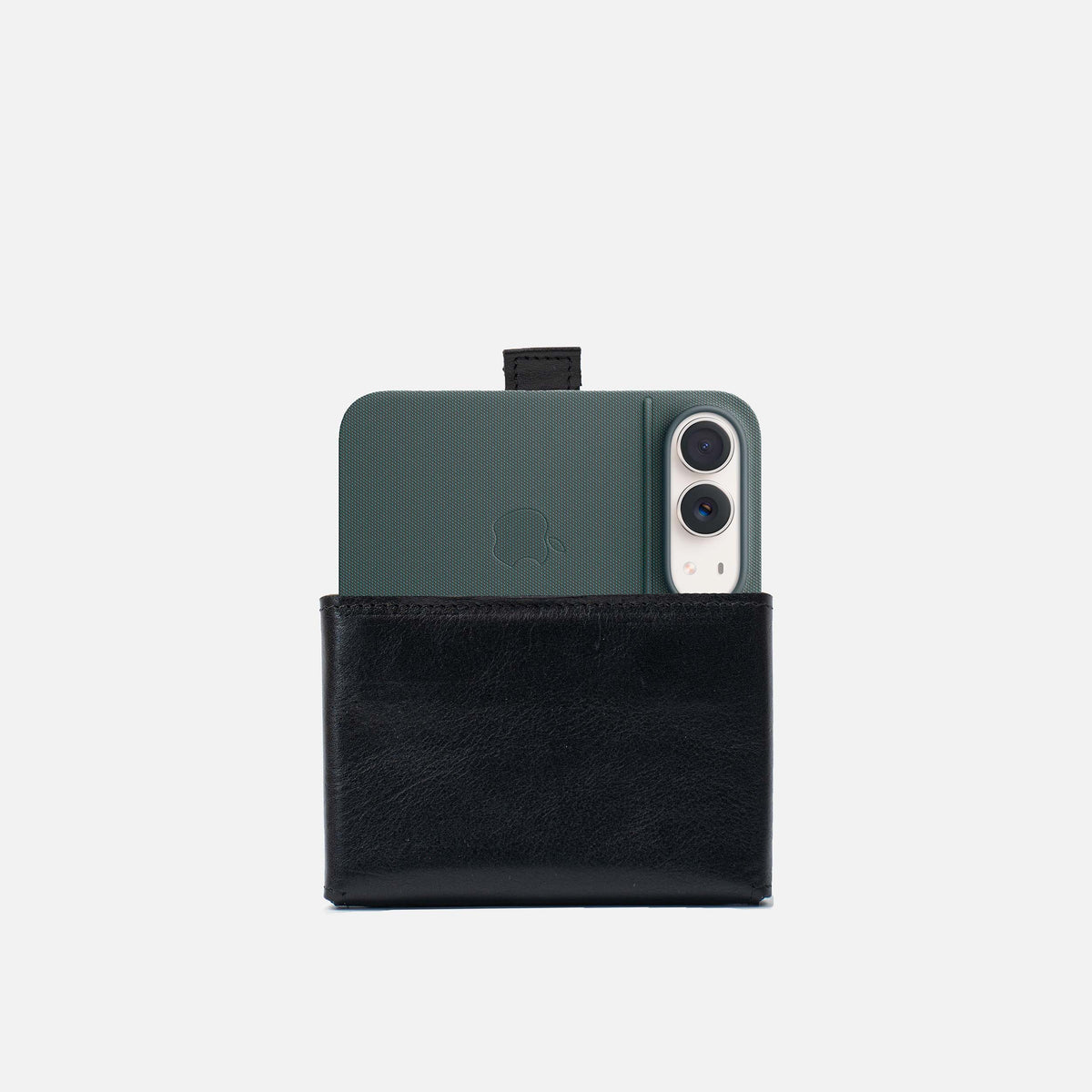 DUO sleeve 1.0 — Italian Full-Grain leather