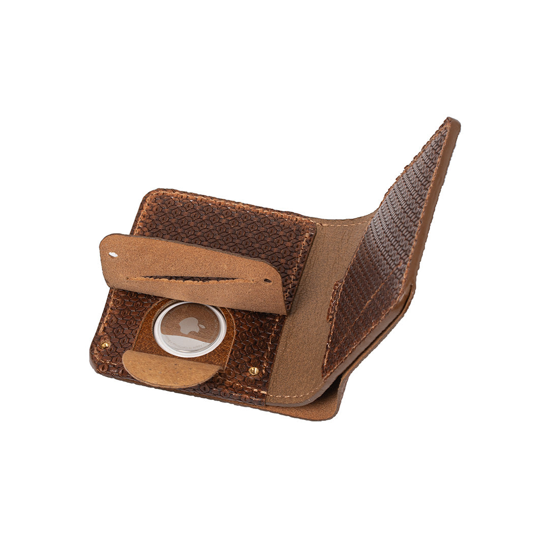 luxury AirTag Wallet made from Italian leather with unique texture