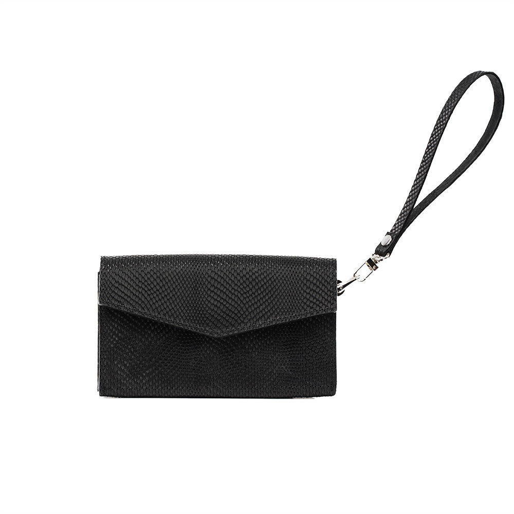 women airtag wallet black snake print color