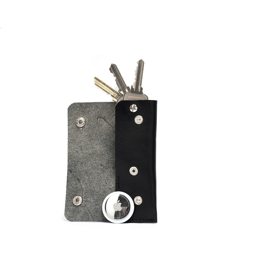 Genuine Leather Keyring Zipper Car Key Holder with Keychain - China Key  Holder and Genuine Leather Car Key Wallet price