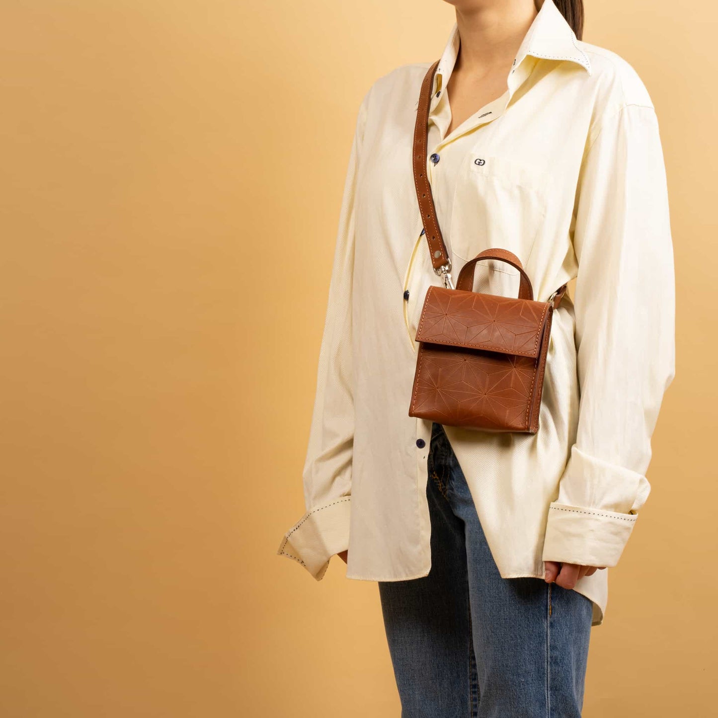 geometric shoulder bag