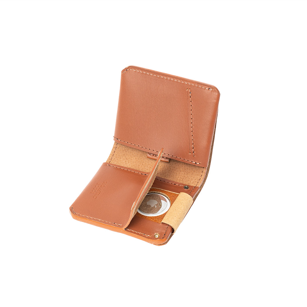 AirTag wallet for woman in cinnamon brown color made from premium Italian leather