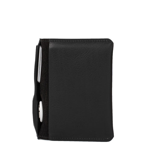 Leather Passport Holder 2.1 compatible with AirTag | RFID Blocking