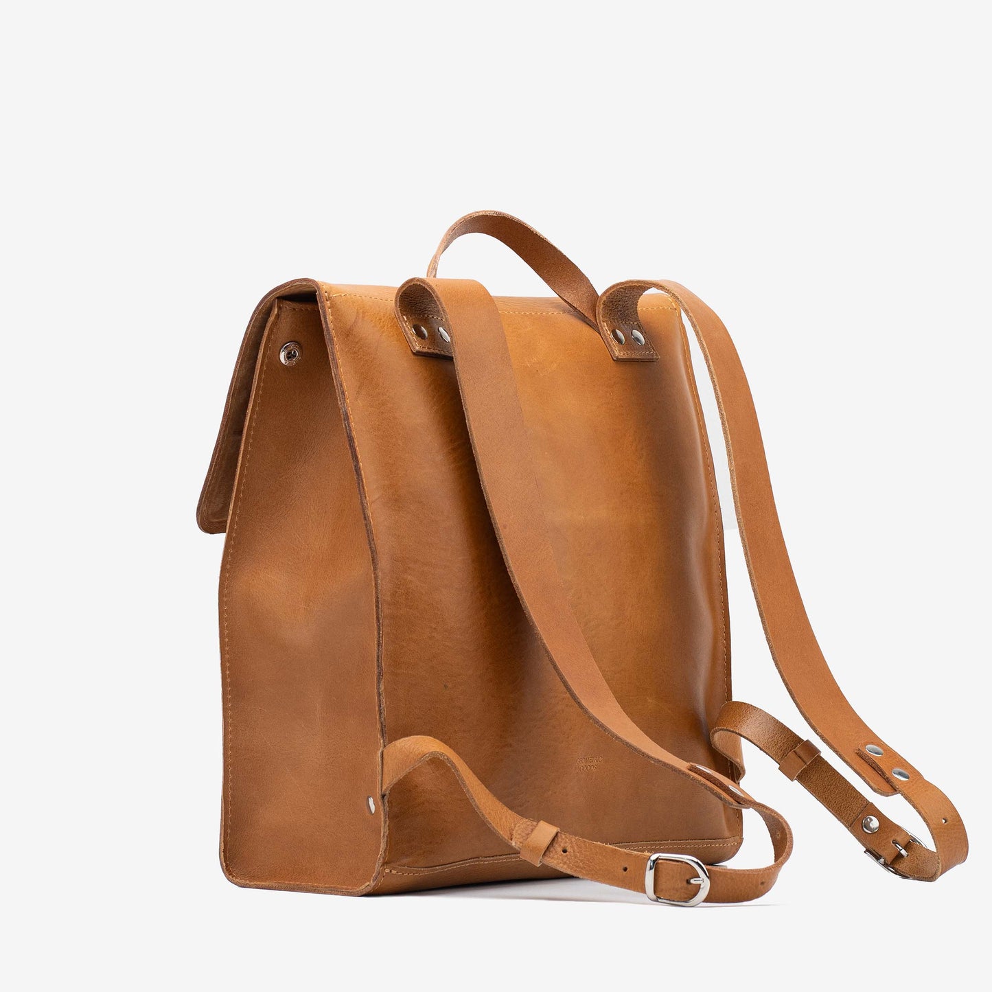 Rear three-quarter view of the camel Leather Backpack – Fibonacci showing the shoulder straps, side gusset and top handle