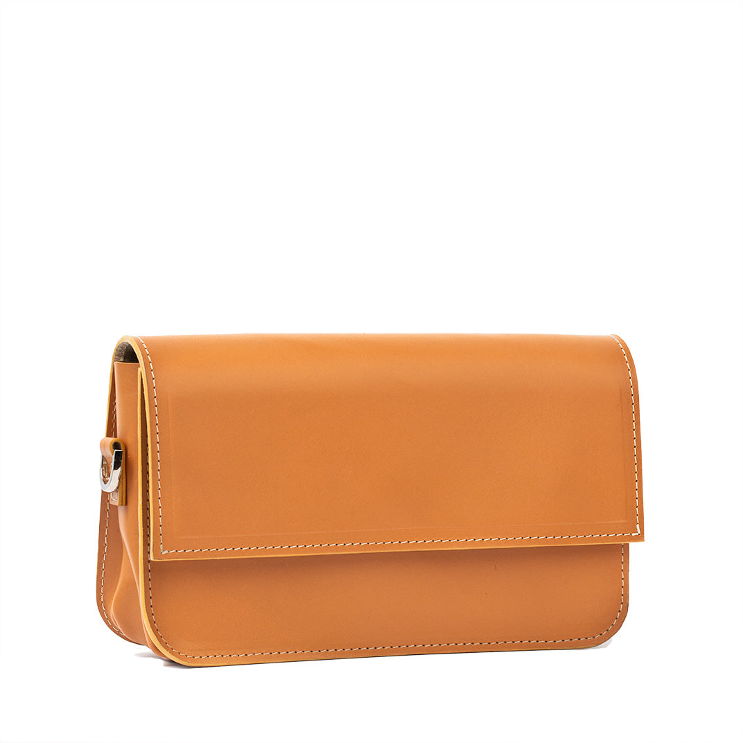 Elegant orange shoulder bag with minimalist design