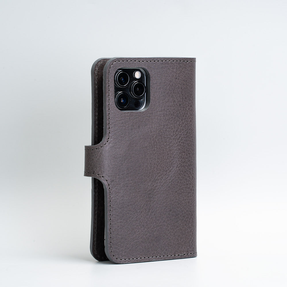 Leather iPhone folio wallet with Magsafe vol.4.0 - Snake print - SALE