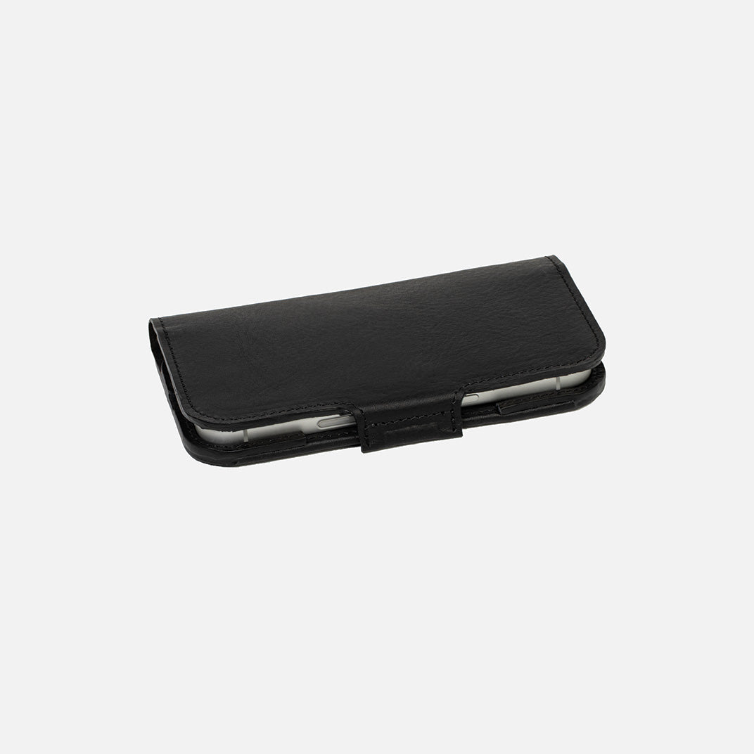 Closed black Classic 5.0 leather MagSafe folio wallet for iPhone 18 Pro and Pro Max