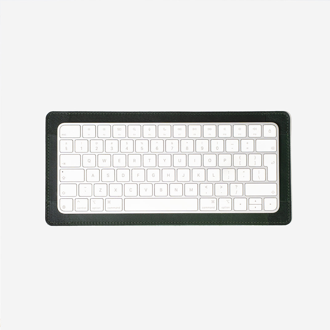 Leather Magic Keyboard Tray in Forest Green – handcrafted Apple keyboard stand for compact Magic Keyboard
