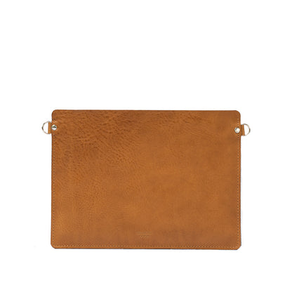 The Minimalist 4.0 - leather sleeve for iPad with keyboard has adjustable strap in light brown (camel) color