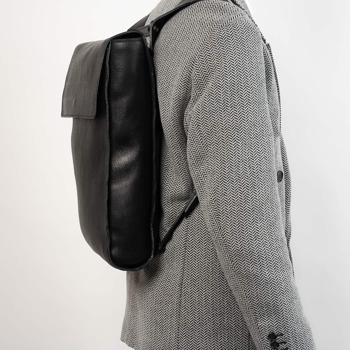leather laptop backpack black