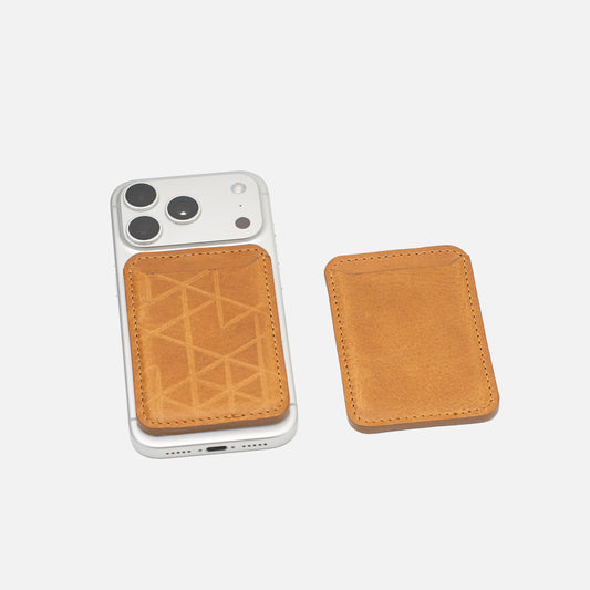 Black and brown full-grain leather MagSafe wallet gift set, product detail