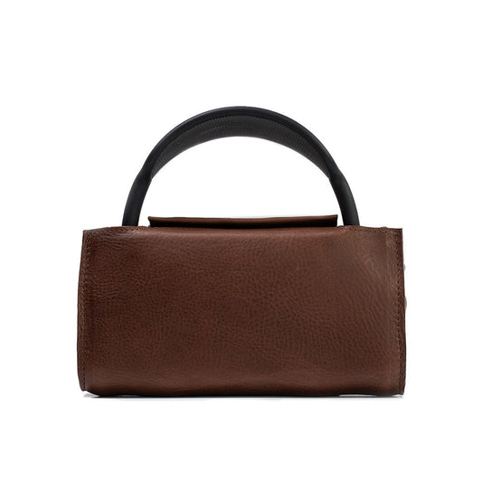 Elegant mahogany handbag for AirPods Max, with crossbody strap