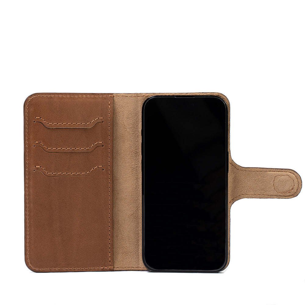 top rated MagSafe iPhone 14 series folio wallet case made from full-grain vegetable-tanned leather in brown color with high score reviews