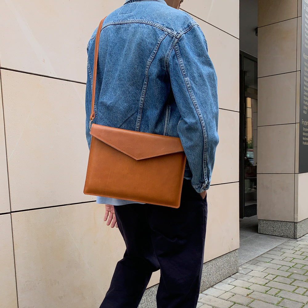 macbook leather sleeve for man and woman made by Geometric Goods from premium quality Italian leather